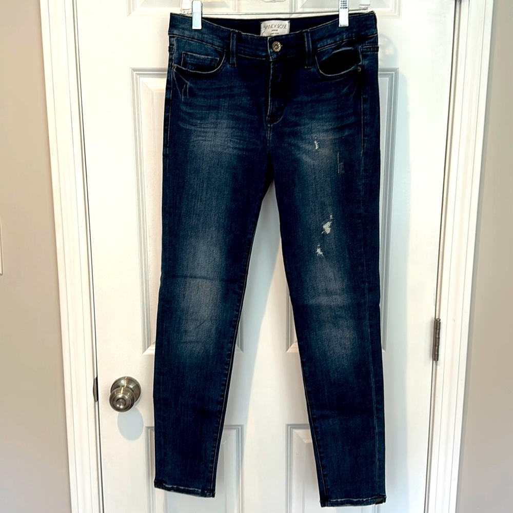 Nancy Rose jeans. Size 30. Skinny fit.